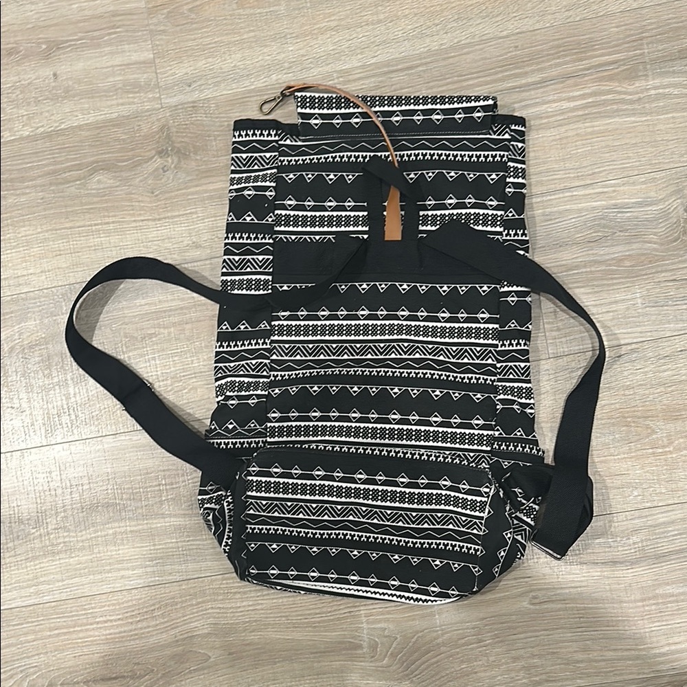 Tribal Pattern Backpack - image 6